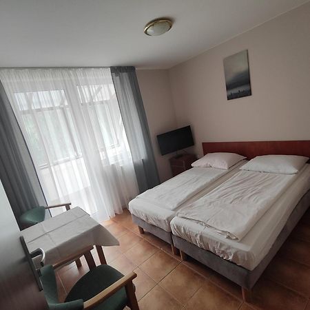 Bed and Breakfast Anker-Podczele Колобжег Экстерьер фото