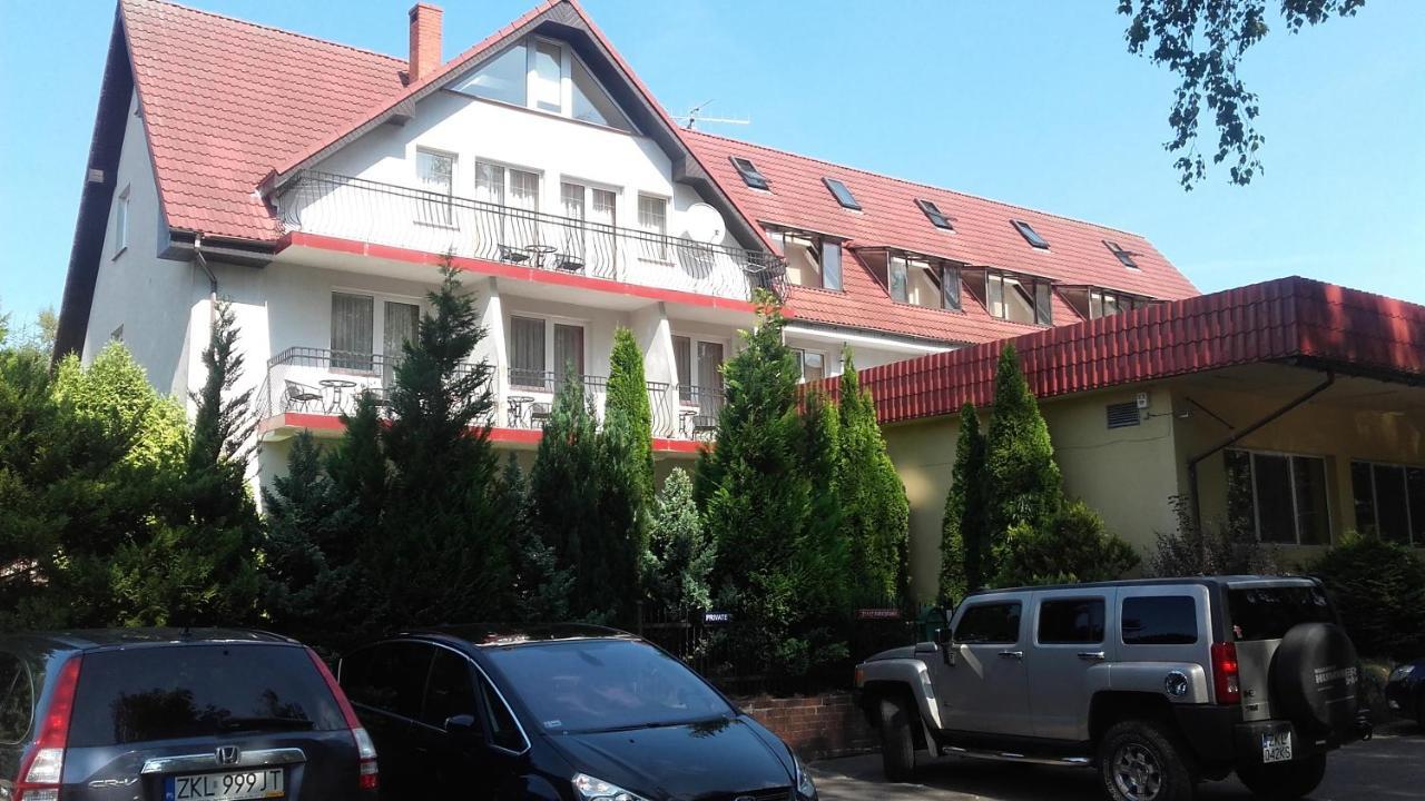Bed and Breakfast Anker-Podczele Колобжег Экстерьер фото
