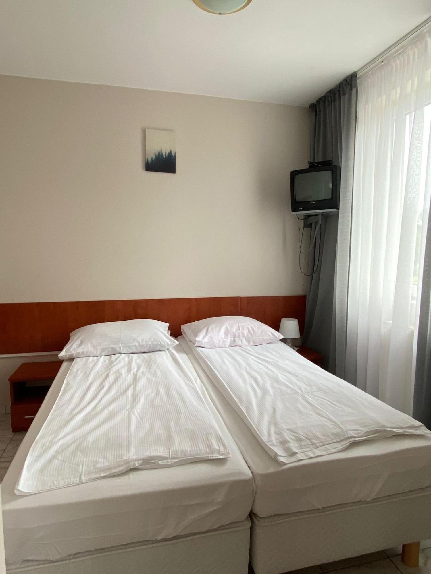 Bed and Breakfast Anker-Podczele Колобжег Экстерьер фото